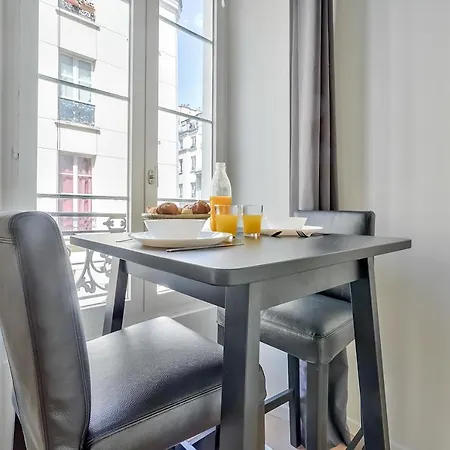 Cute Mezzanine In The Heart Of Apartment *